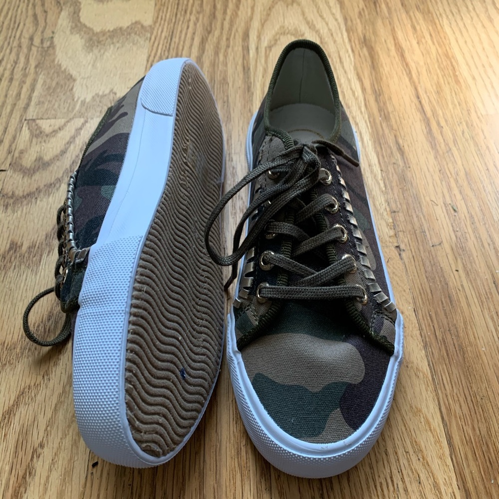 NWOT Jack Rogers Camo Sneakers - Picture 7 of 7